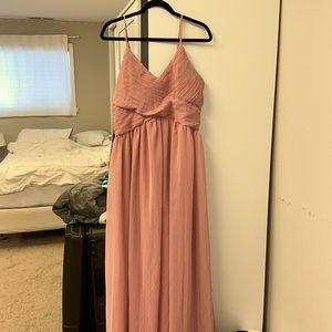 lulus maxi dress perfect for a bridesmaid or prom!!